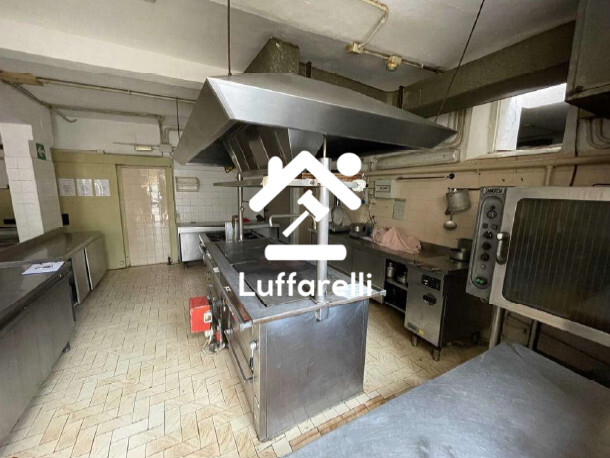 Immagine di ATTIVITÀ RICETTIVE / SCOPO COMMERCIALE VIALE G. BACCELLI – CHIANCIANO TERME