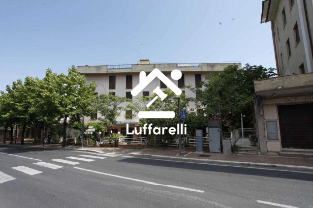 Immagine di ATTIVITÀ RICETTIVE / SCOPO COMMERCIALE VIALE G. BACCELLI – CHIANCIANO TERME