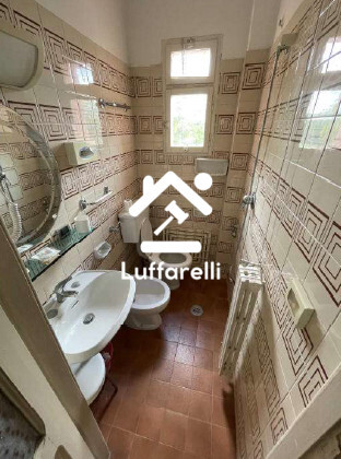 Immagine di ATTIVITÀ RICETTIVE / SCOPO COMMERCIALE VIALE G. BACCELLI – CHIANCIANO TERME
