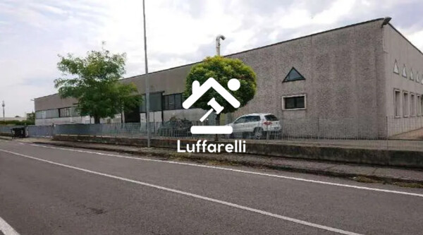 PORZIONE DI CAPANNONE ARTIGIANALE VIA MAESTRI DEL LAVORO - LEGNANO (VR) — foto 7