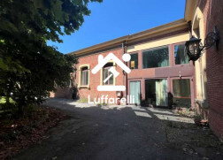 ATTIVITÀ RICETTIVE / SCOPO COMMERCIALE VIA CANDIANI D'OLIVOLA - CASALE MONFERRATO — foto 2