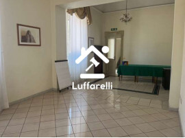 Immagine di ATTIVITÀ RICETTIVE / SCOPO COMMERCIALE VIA CANDIANI D’OLIVOLA – CASALE MONFERRATO