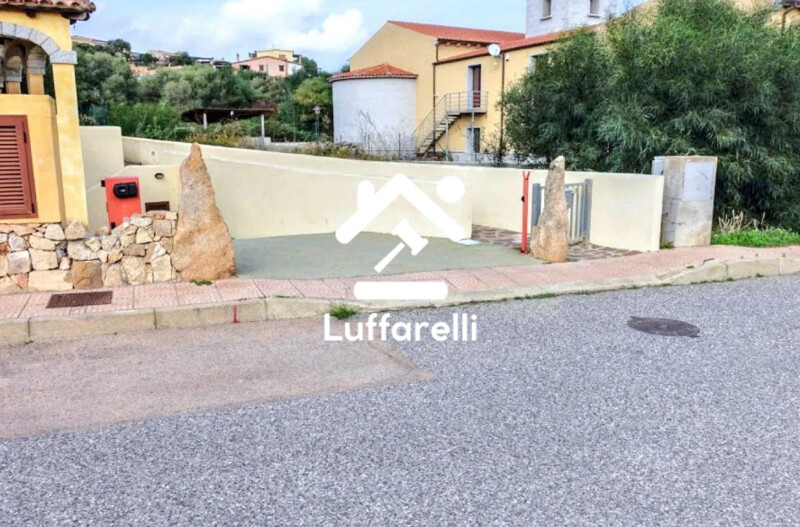 Immagine di UFFICIO / STUDIO VIA DELLE VIGNE – LOIRI PORTO SAN PAOLO