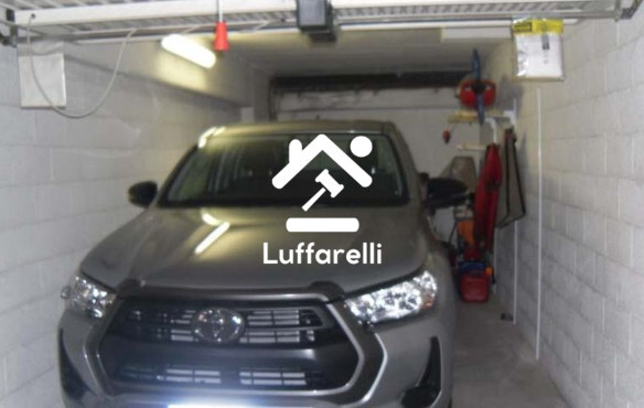 Immagine di BOX AUTO VIALE DI TOR DI QUINTO – ROMA