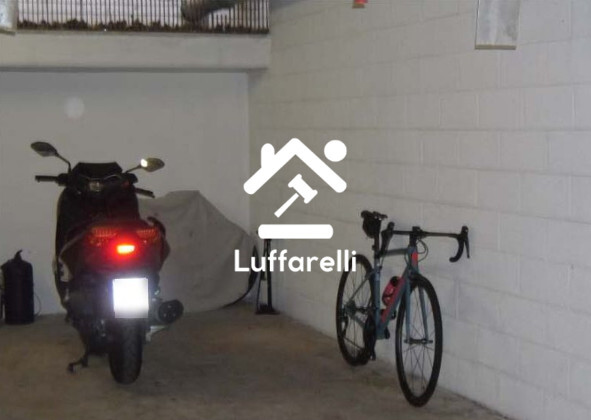 Immagine di BOX AUTO VIALE DI TOR DI QUINTO – ROMA