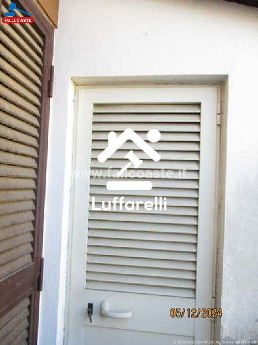 Immagine di APPARTAMENTO VIA DEL CARBONIO – ROMA