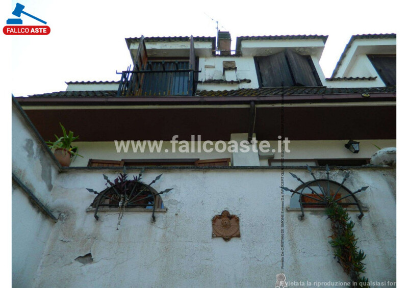Immagine di PORZIONE VILLA QUADRIFAMILIARE VIA CASTEL DE CEVERI – FORMELLO (RM)