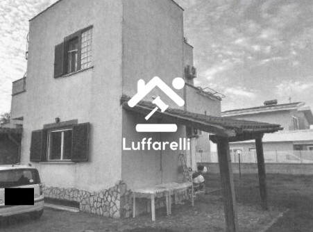 Immagine di VILLINO VIALE NUOVA CALIFORNIA – ARDEA (RM)