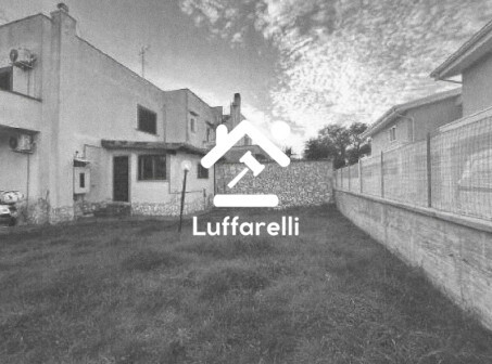 Immagine di VILLINO VIALE NUOVA CALIFORNIA – ARDEA (RM)