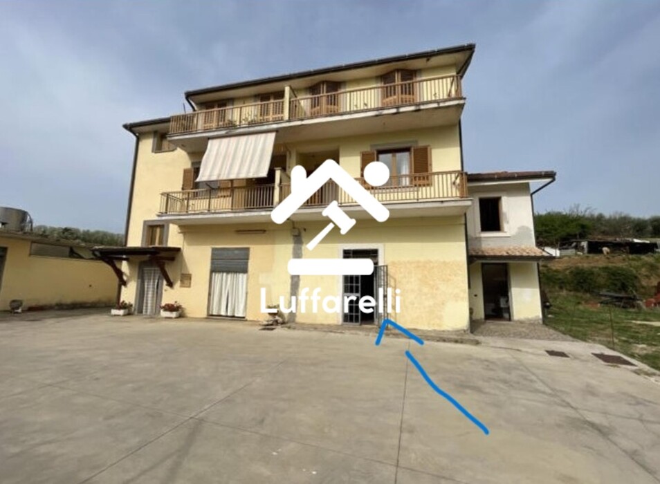 Immagine di APPARTAMENTO VIA COLUBRO – ARTENA (RM)