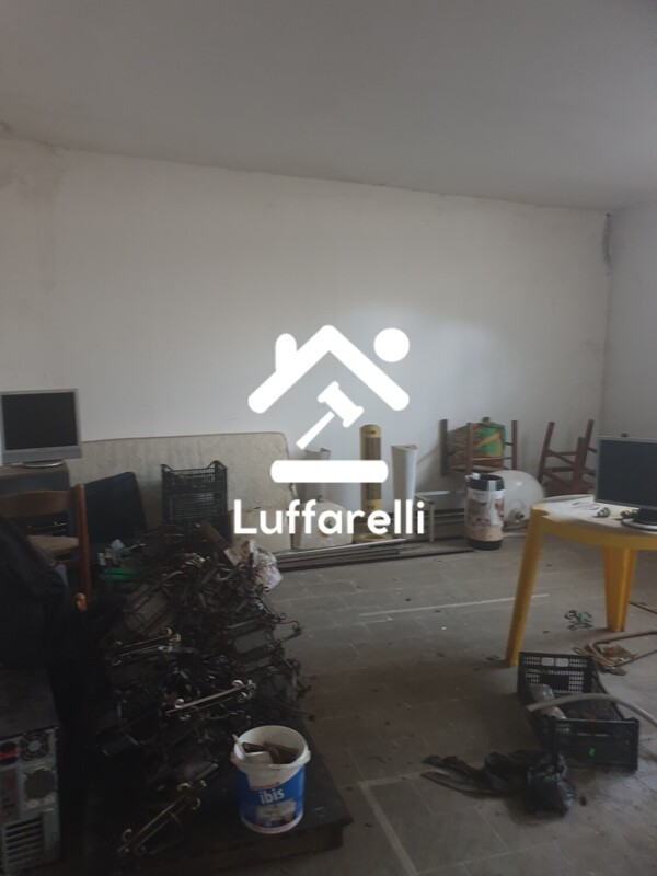 Immagine di NEGOZI, BOTTEGHE VIA MONTE TERMINILLO – LATINA