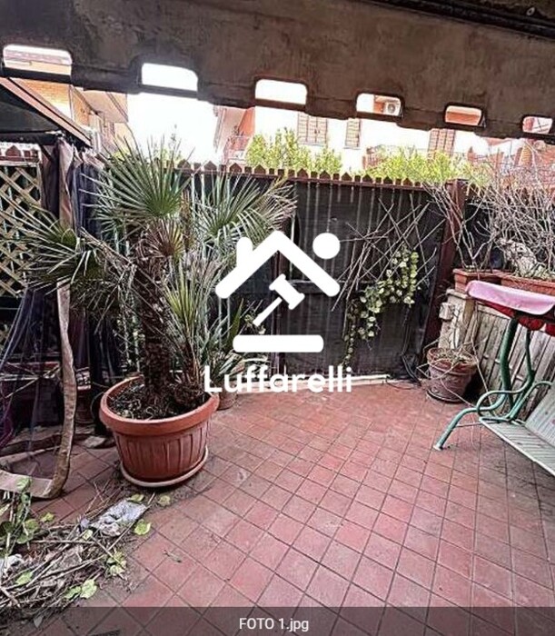 Immagine di NEGOZI VIA ACHEMENIDE – ROMA