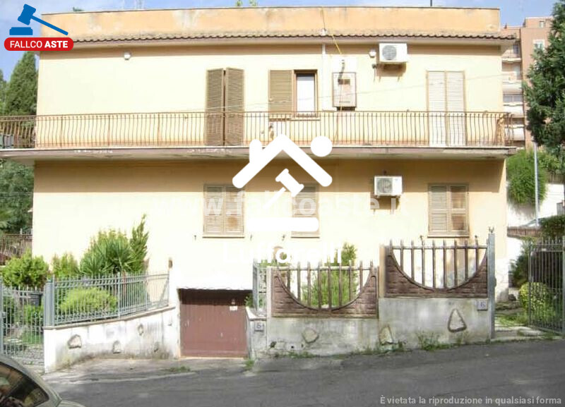 Immagine di APPARTAMENTO VIA PONTINA – ROMA