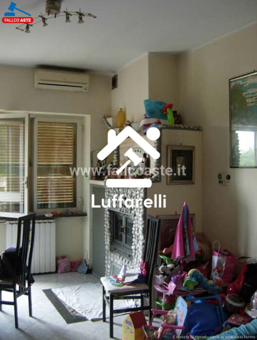 Immagine di APPARTAMENTO VIA PONTINA – ROMA