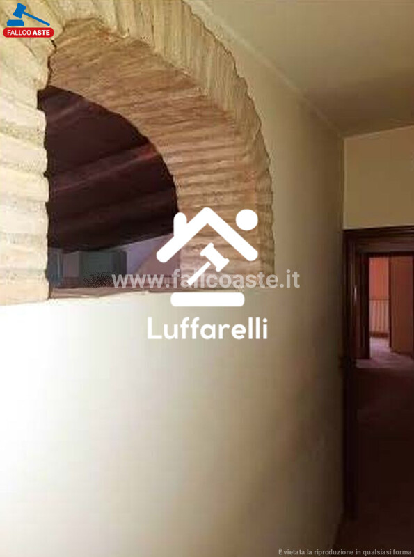 Immagine di APPARTAMENTO VIA CASATENOVO – ROMA