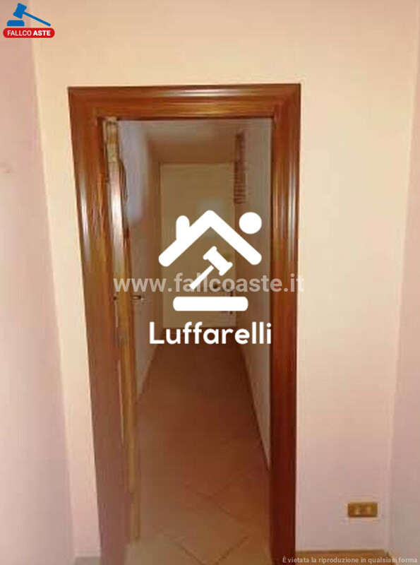 Immagine di APPARTAMENTO VIA CASATENOVO – ROMA