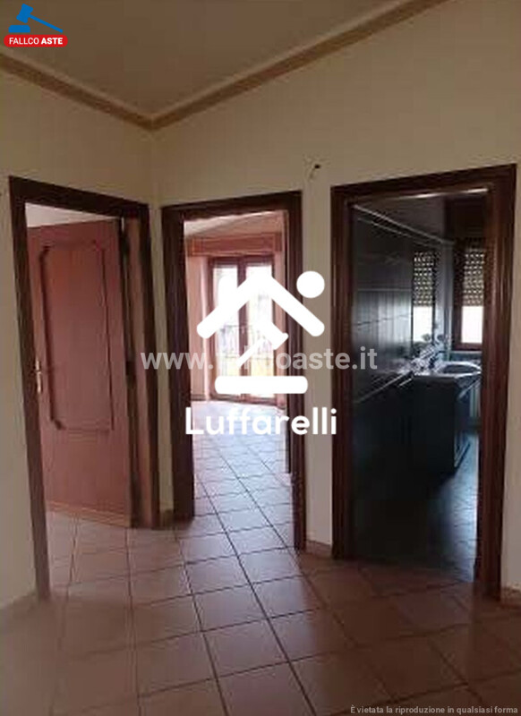 Immagine di APPARTAMENTO VIA CASATENOVO – ROMA