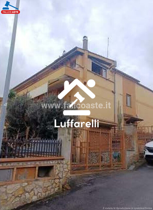 Immagine di APPARTAMENTO VIA CASATENOVO – ROMA