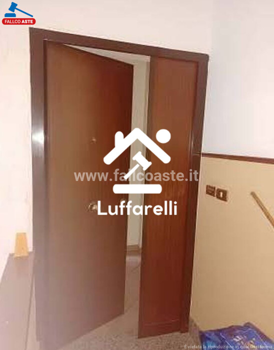 Immagine di APPARTAMENTO VIA CASATENOVO – ROMA