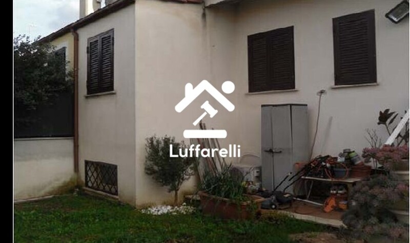 Immagine di VILLA VIA GENURI – ROMA