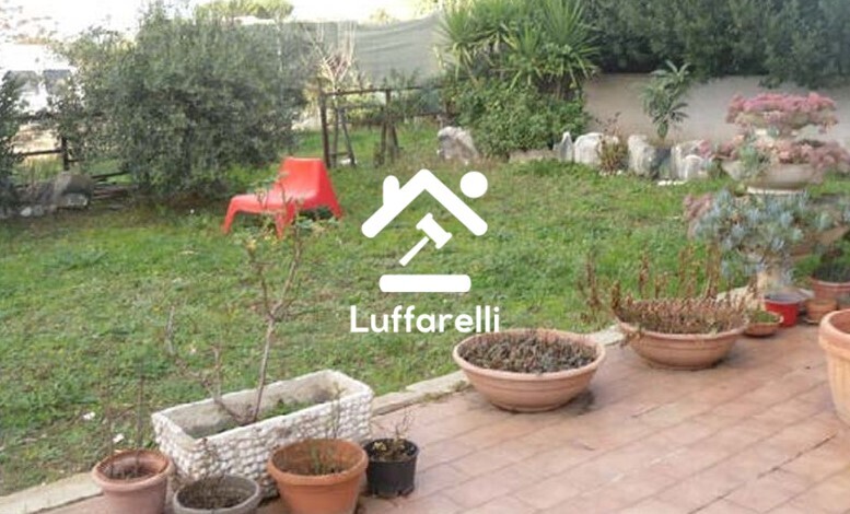 Immagine di VILLA VIA GENURI – ROMA