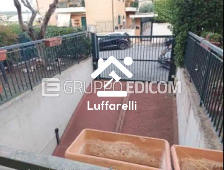 Immagine di CASA / VILLA VIA DEL FOSSO DI SANT’ANDREA – ROMA