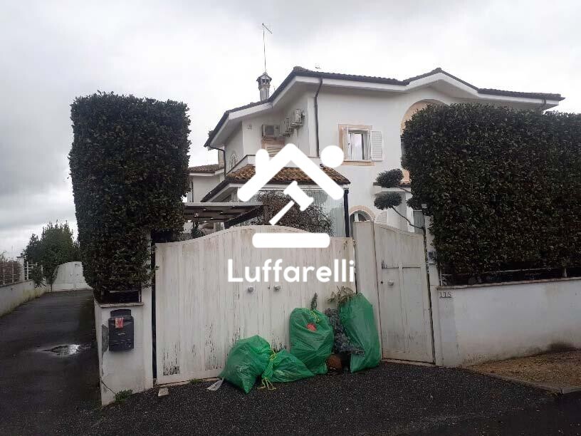 Immagine di VILLA VIA AGROPOLI – FIUMICINO
