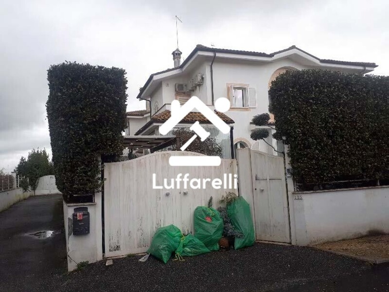 Immagine di VILLA VIA AGROPOLI – FIUMICINO