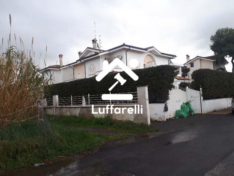 Immagine di VILLA VIA AGROPOLI – FIUMICINO