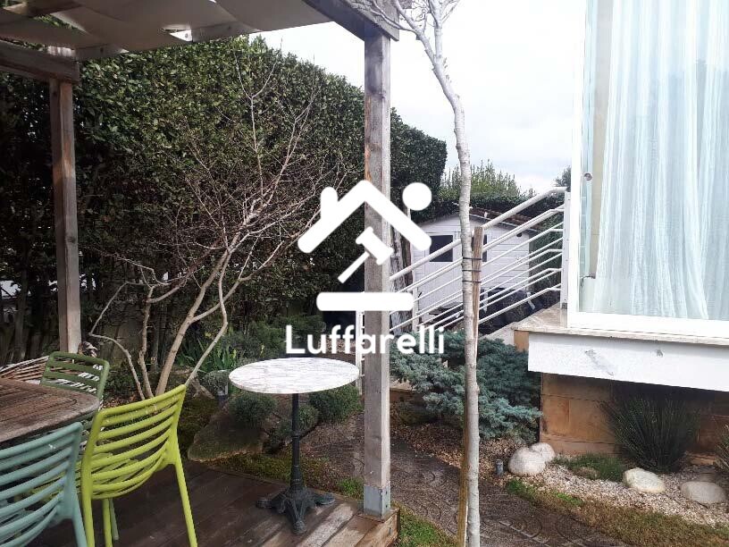 Immagine di VILLA VIA AGROPOLI – FIUMICINO