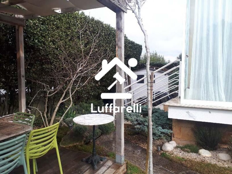 Immagine di VILLA VIA AGROPOLI – FIUMICINO