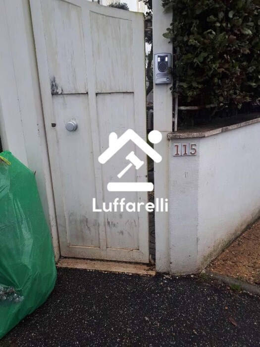 Immagine di VILLA VIA AGROPOLI – FIUMICINO