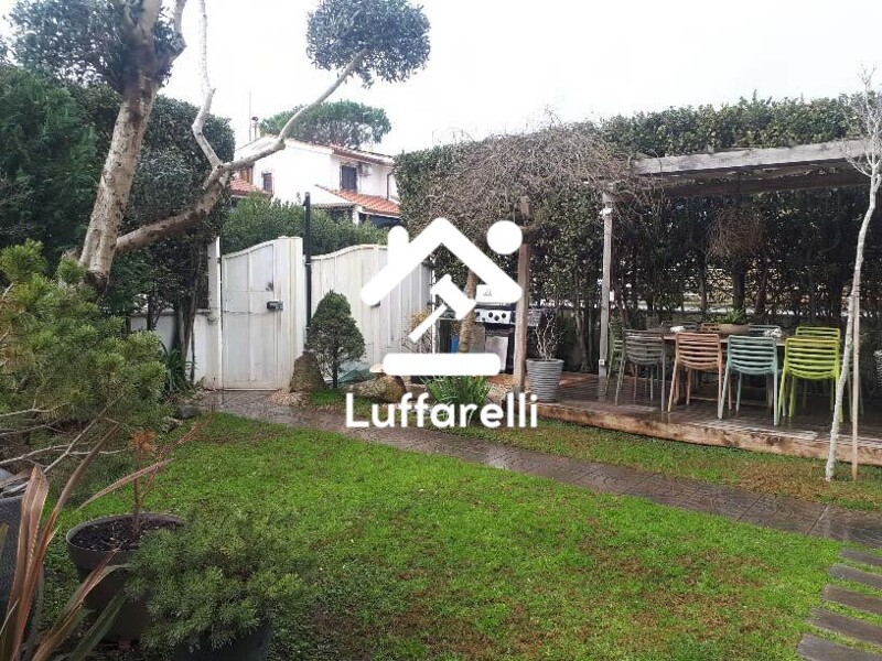 Immagine di VILLA VIA AGROPOLI – FIUMICINO