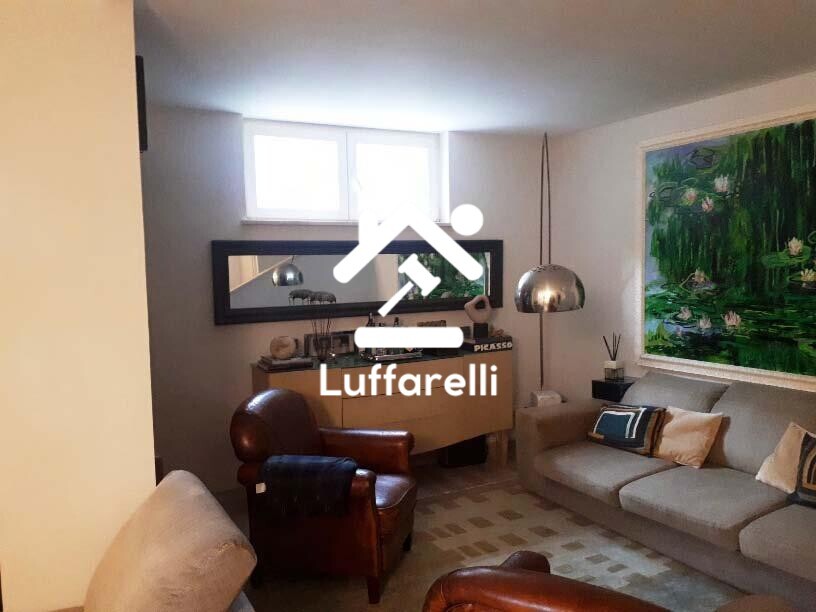 Immagine di VILLA VIA AGROPOLI – FIUMICINO