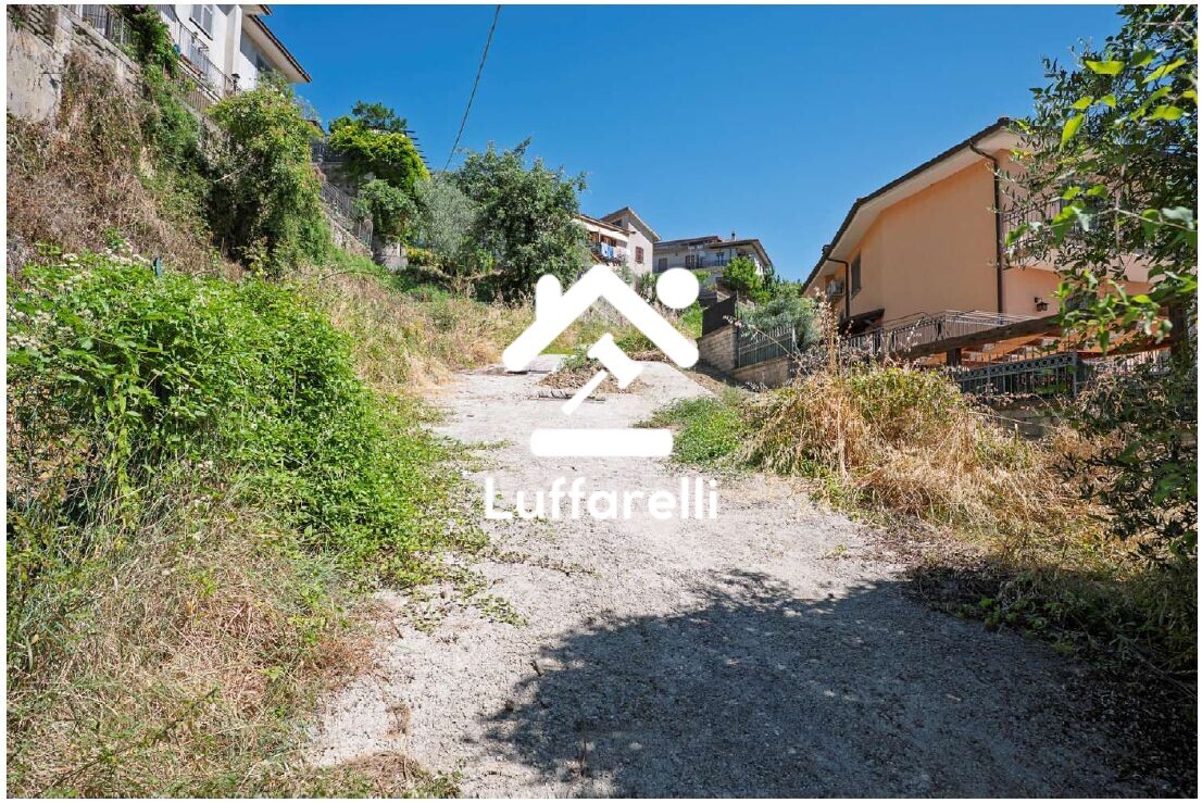 LOTTO EDIFICABILE LOCALITÃ  LE FORNACI - OLEVANO ROMANO — foto 2