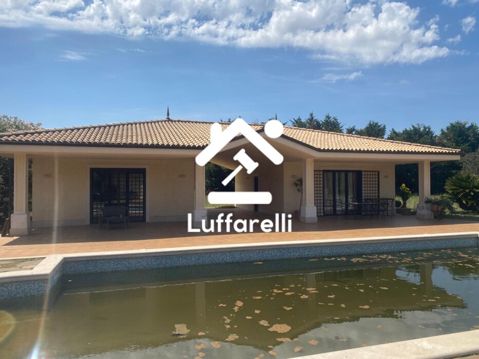 Immagine di CASA / VILLA STRADA COLLE MONTANARI – LATINA