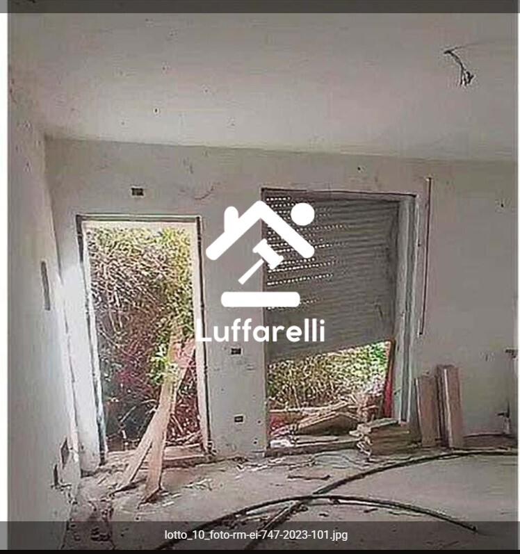 Immagine di VILLINO VIA CARLO CASSOLA – ROMA