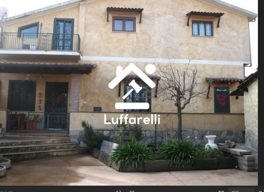 Immagine di TERRENO VIA COLLE CAGIOLI – LARIANO