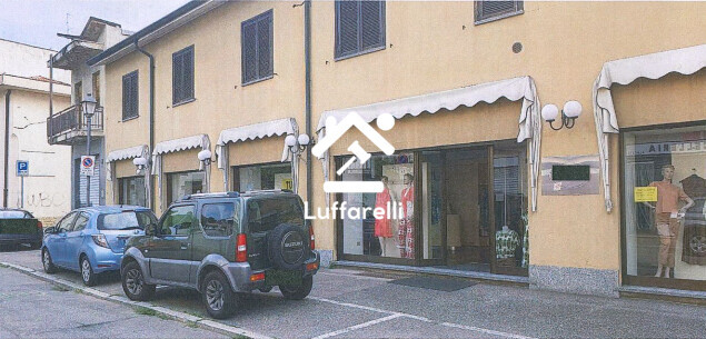 Immagine di NEGOZIO VIA ENRICO TOTI 15 – BOVISIO-MASCIAGO