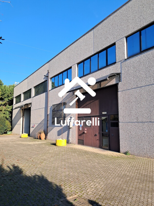 Immagine di CAPANNONE / IMMOBILI INDUSTRIALI VIA DON GIOVANNI MINZONI – TREZZO SULL’ADDA