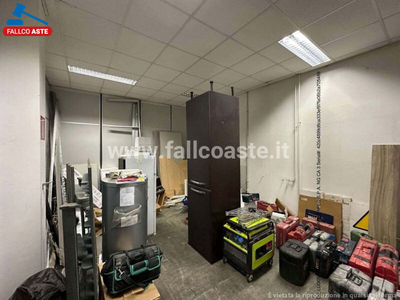 Immagine di CAPANNONE / IMMOBILI INDUSTRIALI V.LE ROMA – GUIDONIA MONTECELIO