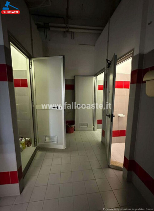 Immagine di CAPANNONE / IMMOBILI INDUSTRIALI V.LE ROMA – GUIDONIA MONTECELIO