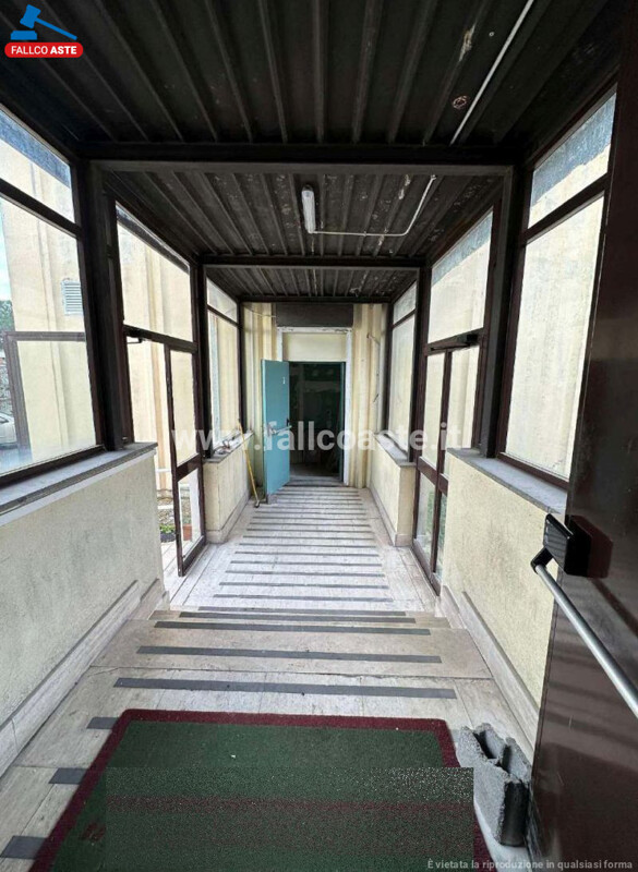 Immagine di CAPANNONE / IMMOBILI INDUSTRIALI V.LE ROMA – GUIDONIA MONTECELIO