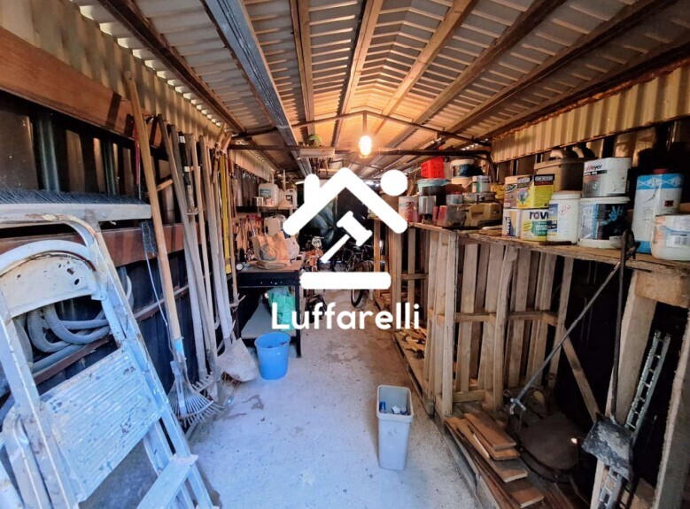 Immagine di DEPOSITO / MAGAZZINO VIA SFODERA – BRACCIANO