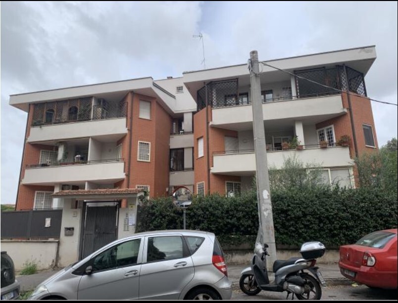 Immagine di APPARTAMENTO VIA DEI MONTI DI PIETRALATA – ROMA