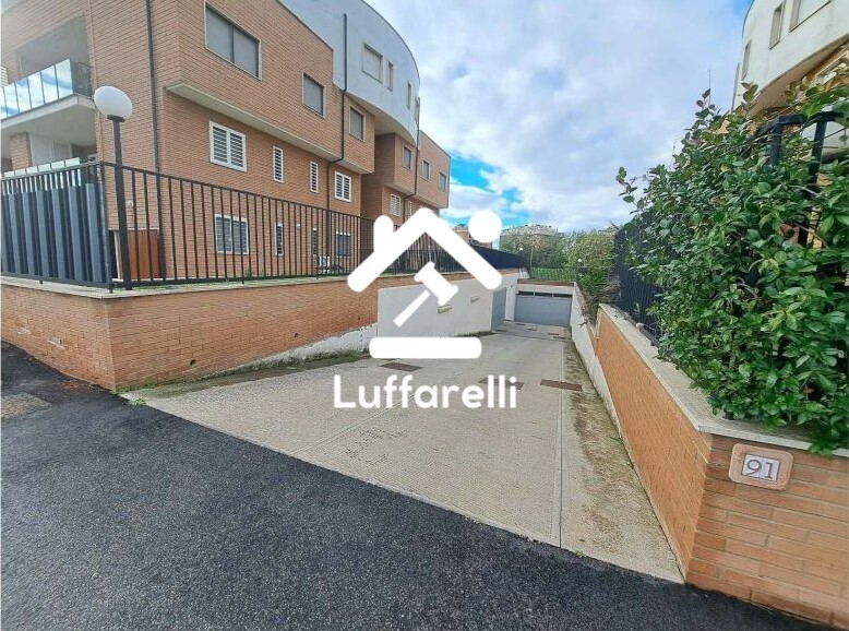 Immagine di APPARTAMENTO VIA CARDINALE LUIGI TRAGLIA – ROMA