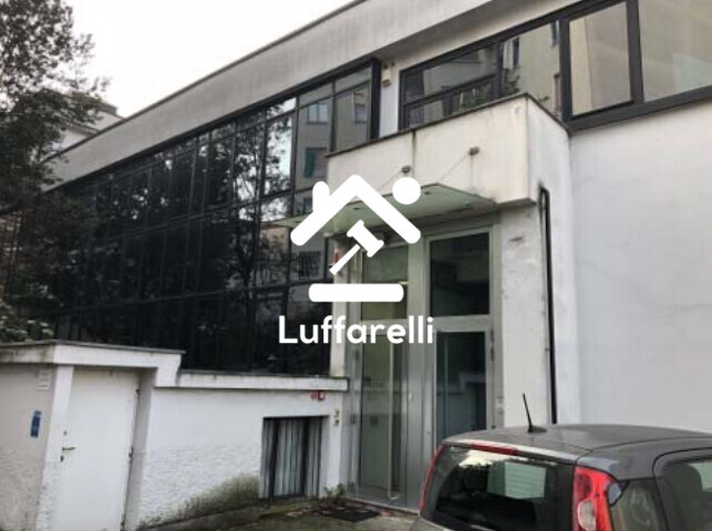 Immagine di LOCALE COMMERCIALE VIA GIAMBATTISTA BODONI – MILANO