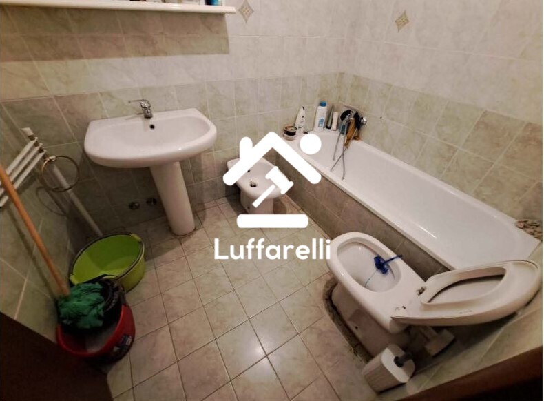 Immagine di APPARTAMENTO VIA CARDINALE LUIGI TRAGLIA – ROMA