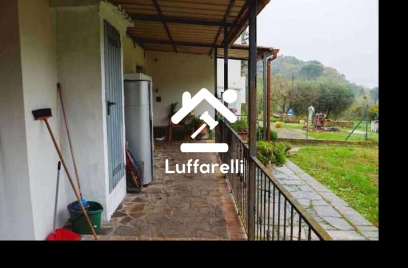 Immagine di CASA / VILLA STR. DEI SALICI – PALOMBARA SABINA