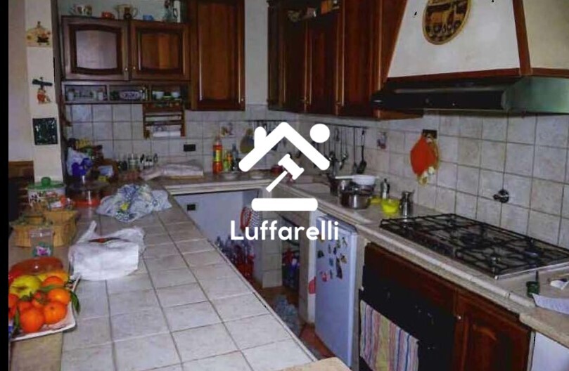 Immagine di CASA / VILLA STR. DEI SALICI – PALOMBARA SABINA